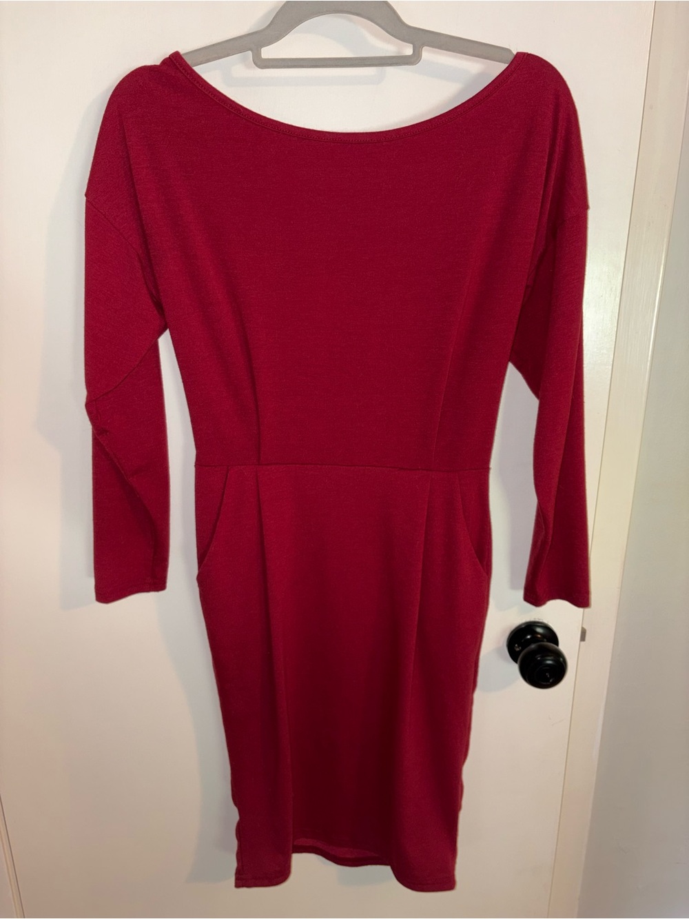 Elegant Red Long Sleeve Knit Sheath Dress